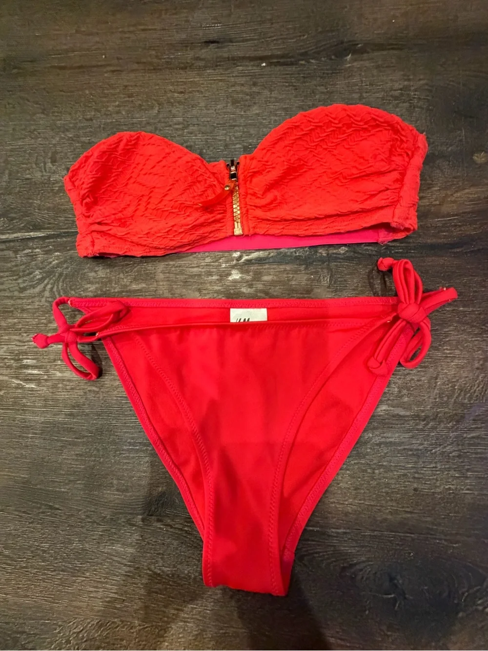H&M Hot Pink Textured Bikini Set | Size 4 | Ruched